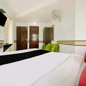 3* Hotell Collection O 75308 Floatel International